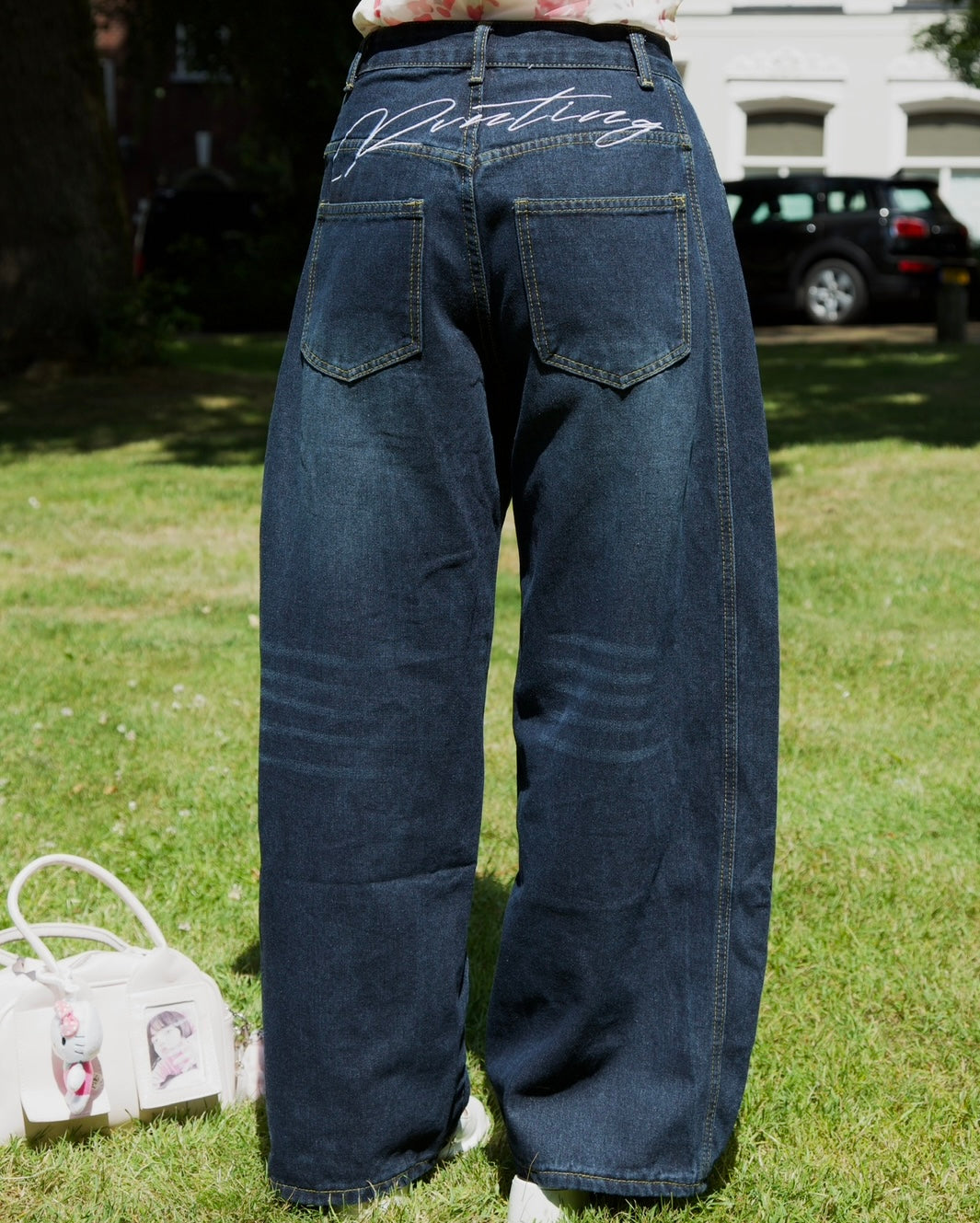 Baggy Jeans - WAITING